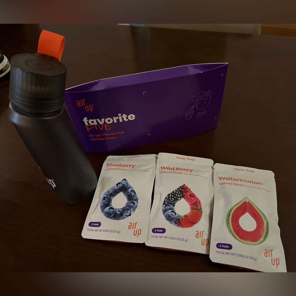 Air Up water bottle and pods starter kit